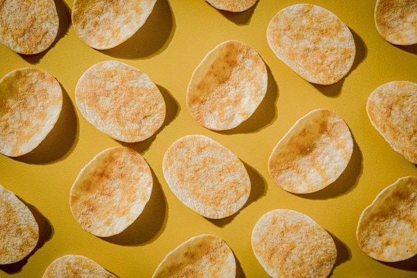 How to Achieve the Perfect Crisp and Flavor in Homemade Potato Chips?